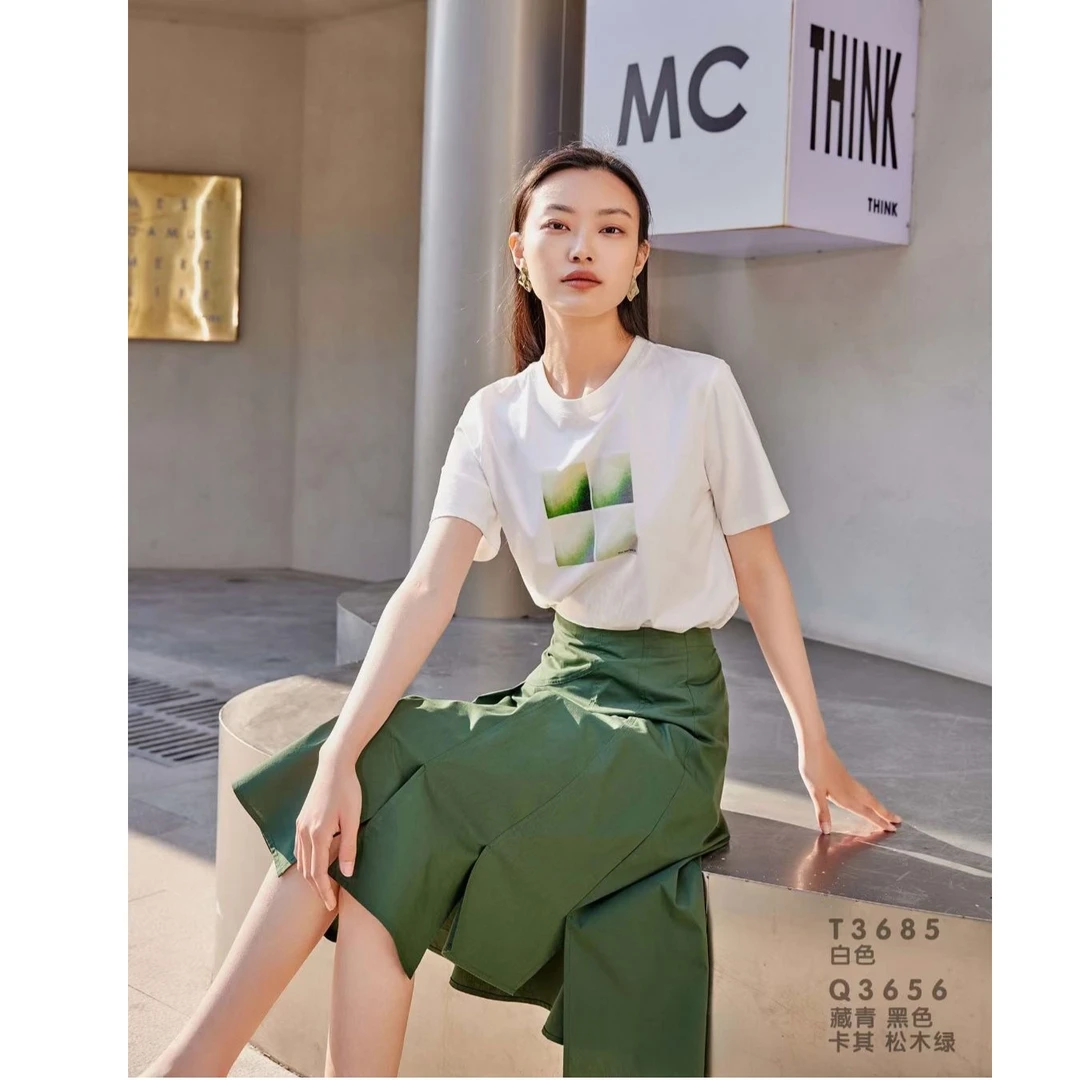 2023新款夏季圆领百搭休闲时尚简约透气白色常规无感印花冰感T恤