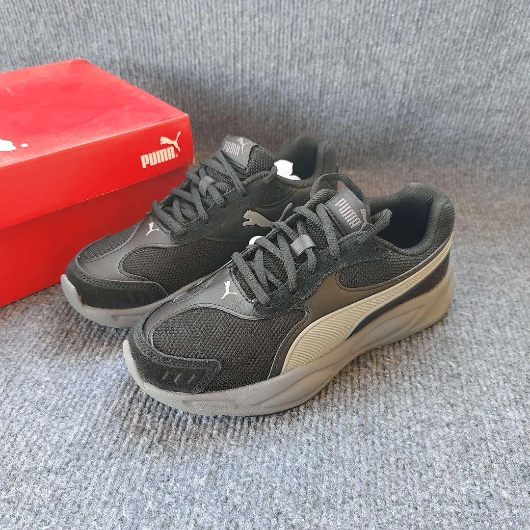 PUMA 低帮跑步鞋 黑灰 原盒 372859 02