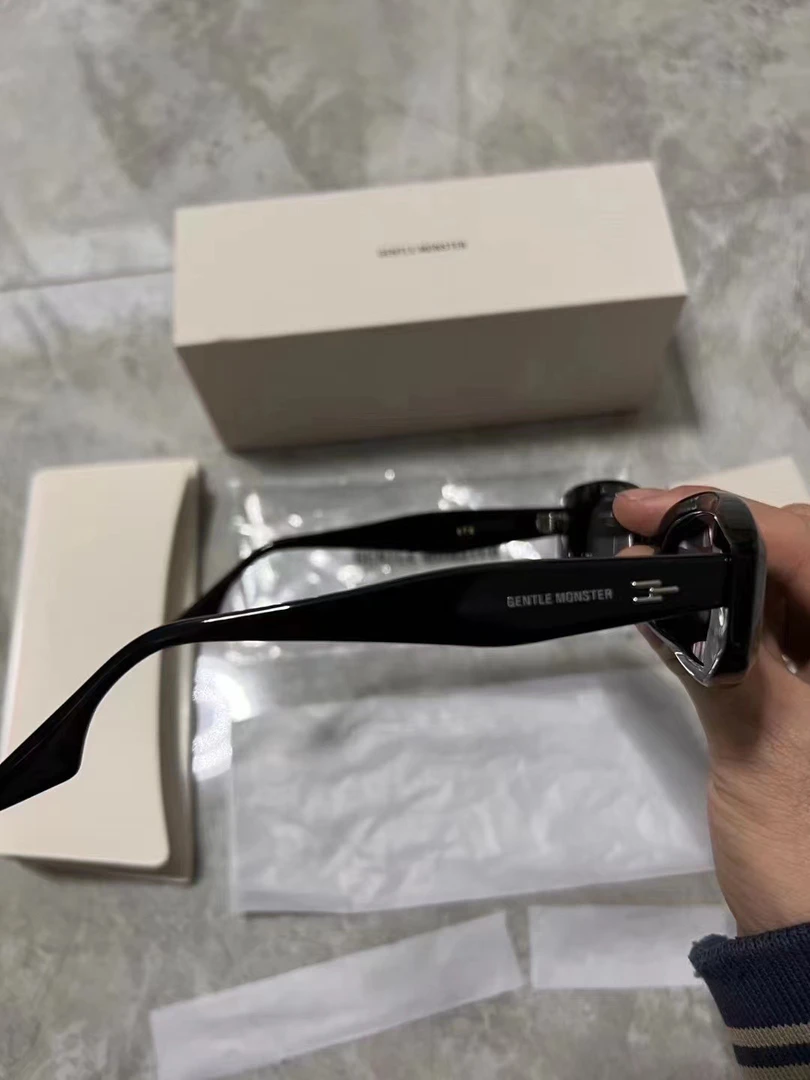 （pm）GENTLE MONSTER OTO黑色，全新带盒子