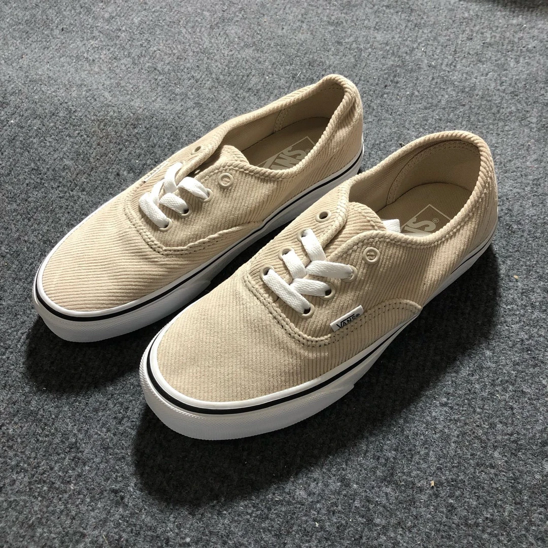 37码 Vans AUT 舒适百搭 低帮 板鞋 米色 配盒 BW5BLL