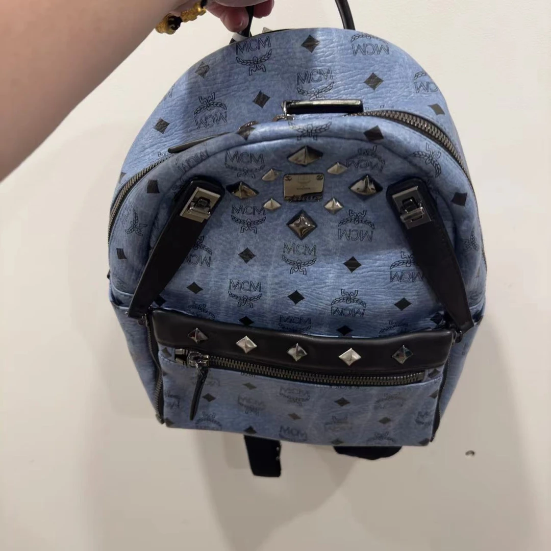（pm）mcm 蓝色 铆钉 双肩包 / F码 / 95新 /