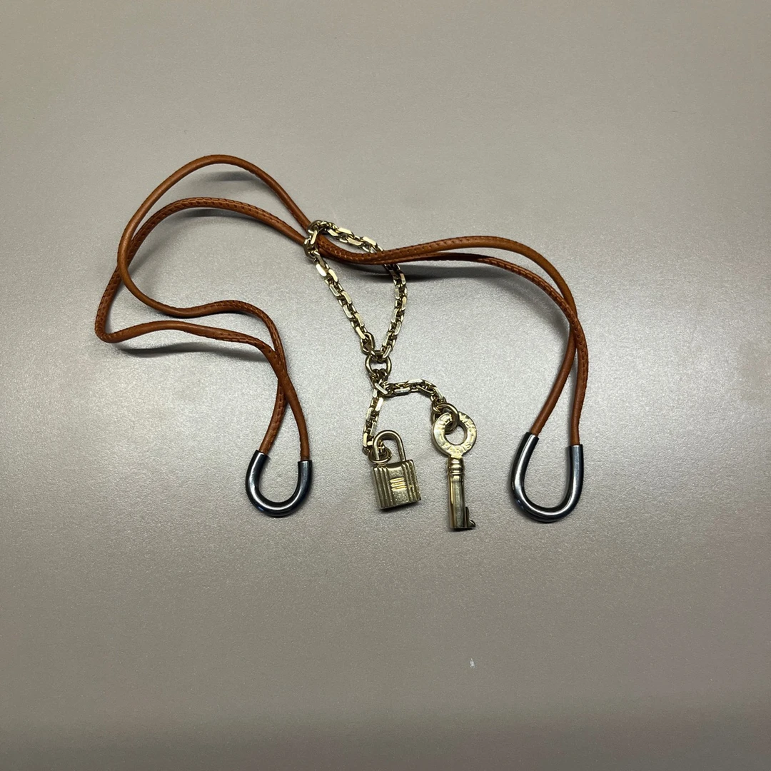 （pm）Hermes 爱马仕皮质手绳 手链 99新 公价6400 863507