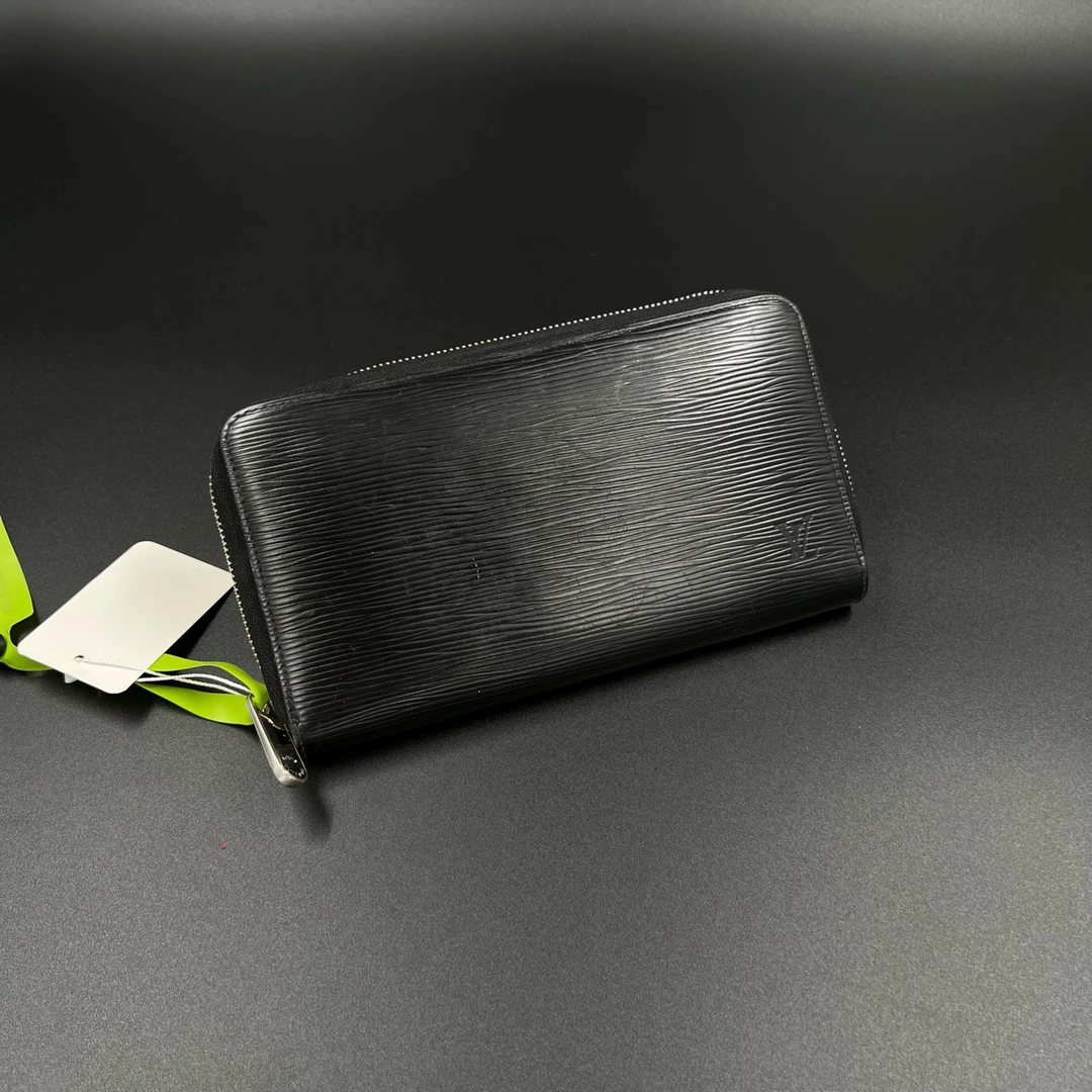 （jp）129 lv 黑色水波纹logo钱包 均码/95新/公价8200