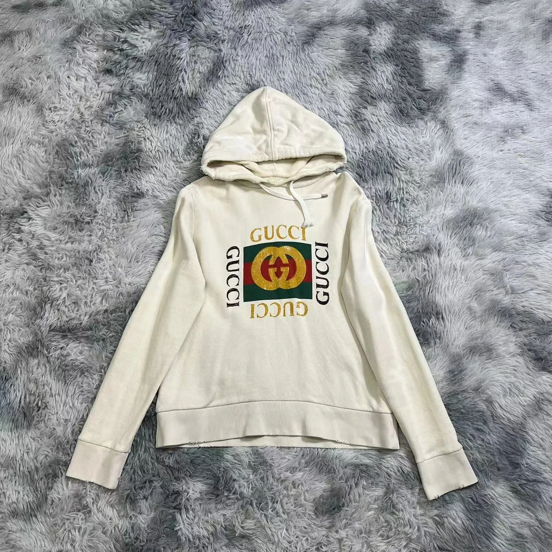 (pm)gucci 破坏卫衣 尺码s 9新 领标没了 不影响鉴定
