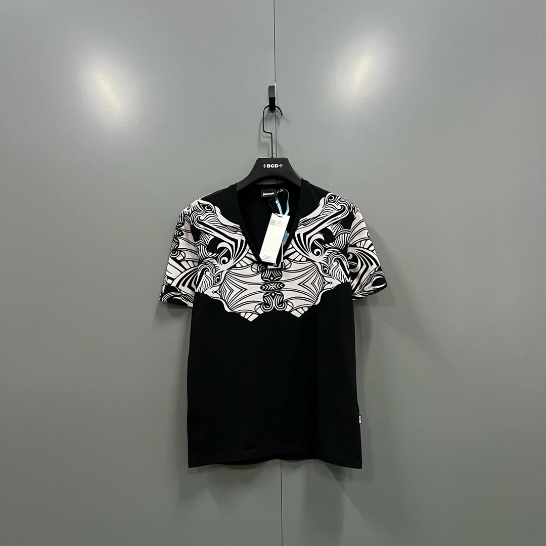 （jpy）117 Justcavalli 几何图案印花短袖 L码/全新/公价2000