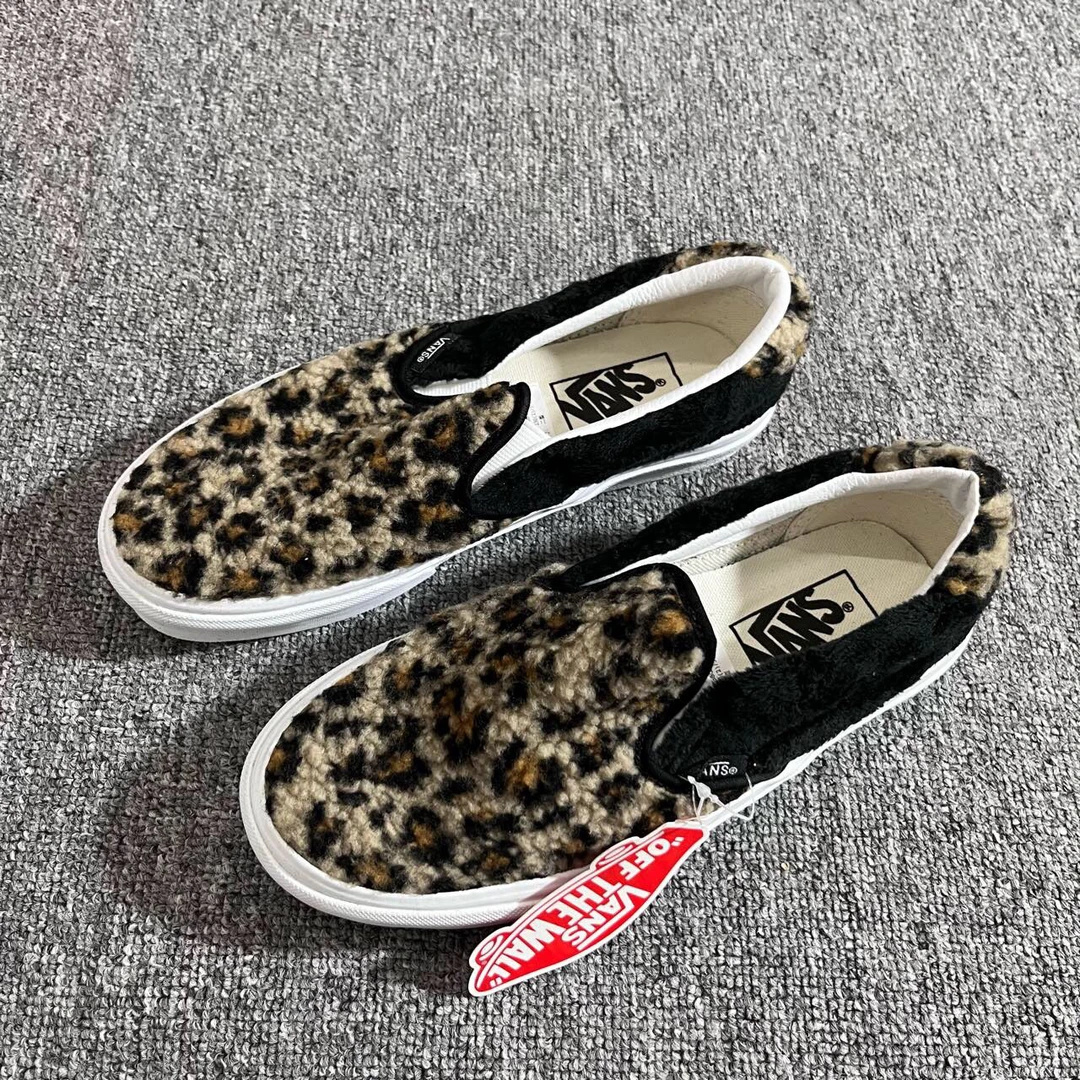 99新 VANS Vans slip-on 豹纹糕毛板鞋 配盒 8GU6BX