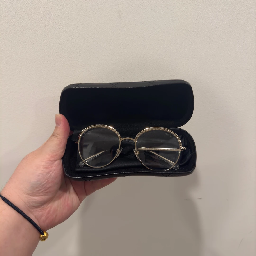 （pm）胖 香奈儿chanel珍珠 边框 眼镜 / F码 / 全新 / 有眼镜盒、眼