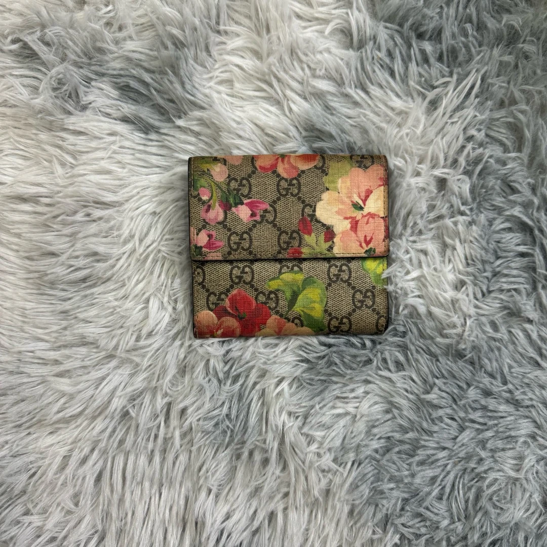 （PM）gucci 钱包卡夹 9新 正常使用痕迹