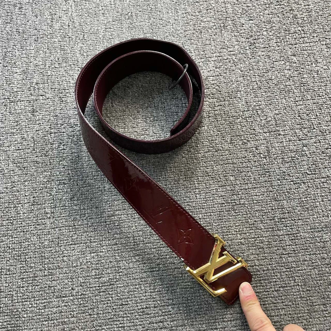 （jp）Louis Vuitton LV  酒红色LV腰带 80cm/95新/公价5000/无配
