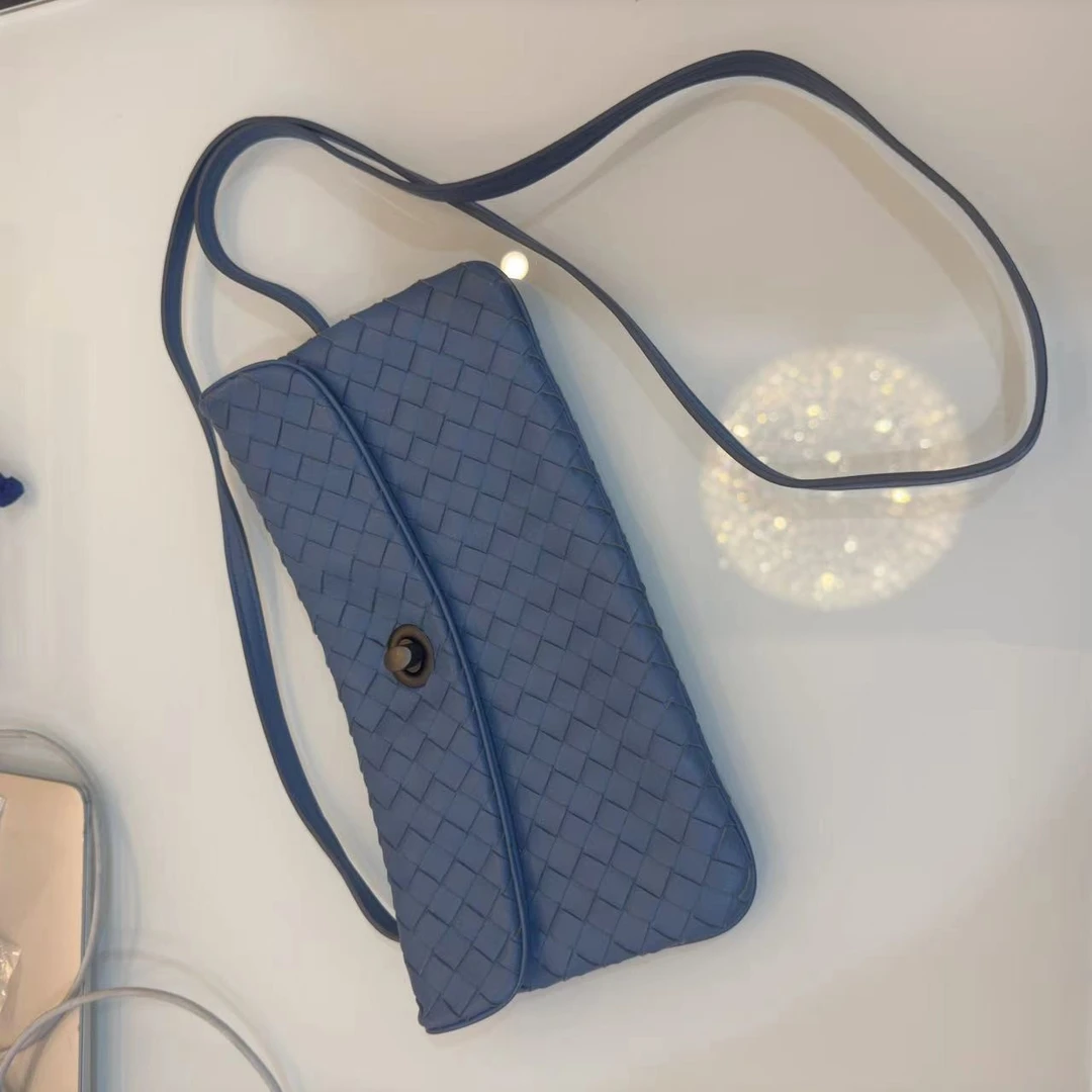 （pm）SL Bottega Vnata BV 宝缇嘉 雾霾蓝 手机挎包 均码 95新