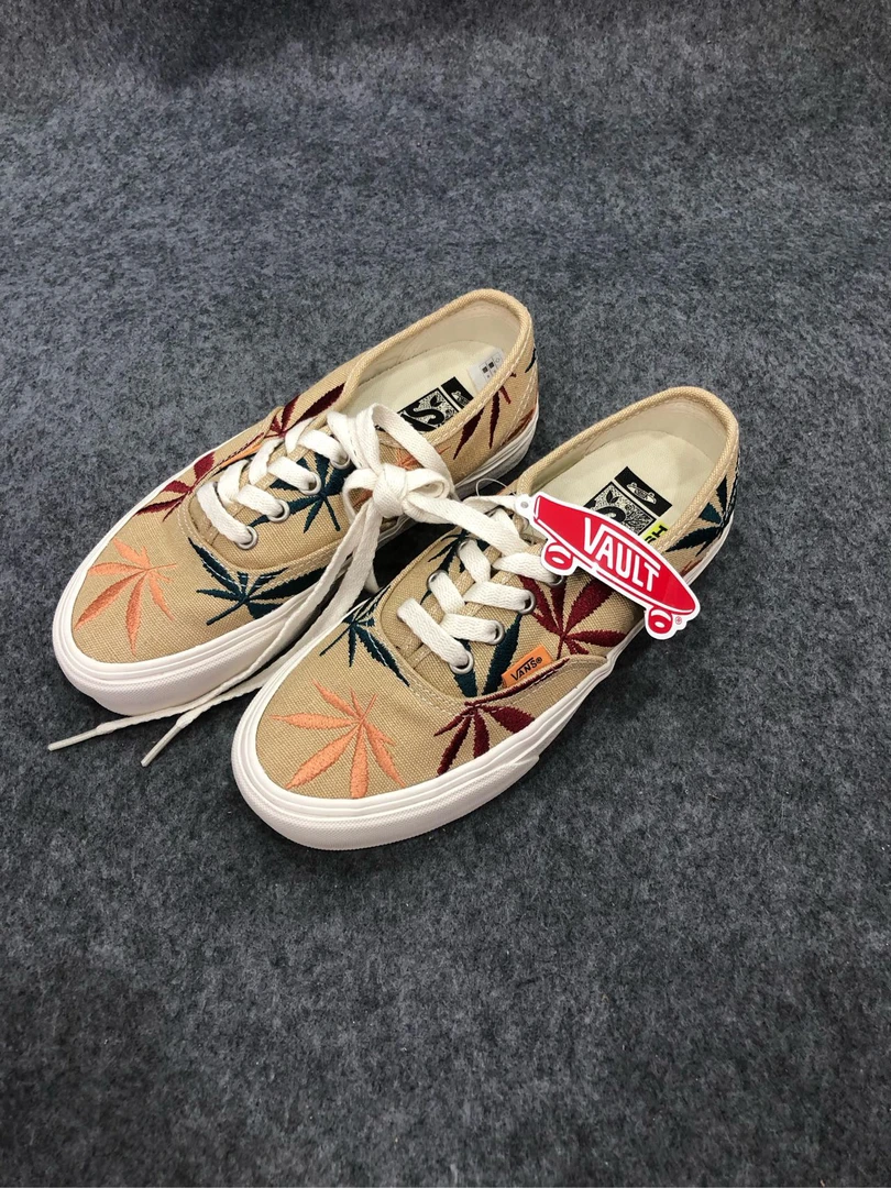 Vans Aut Ar3 树叶刺绣 轻便耐磨 低帮 板鞋 浅棕色 配盒 EE2AZB