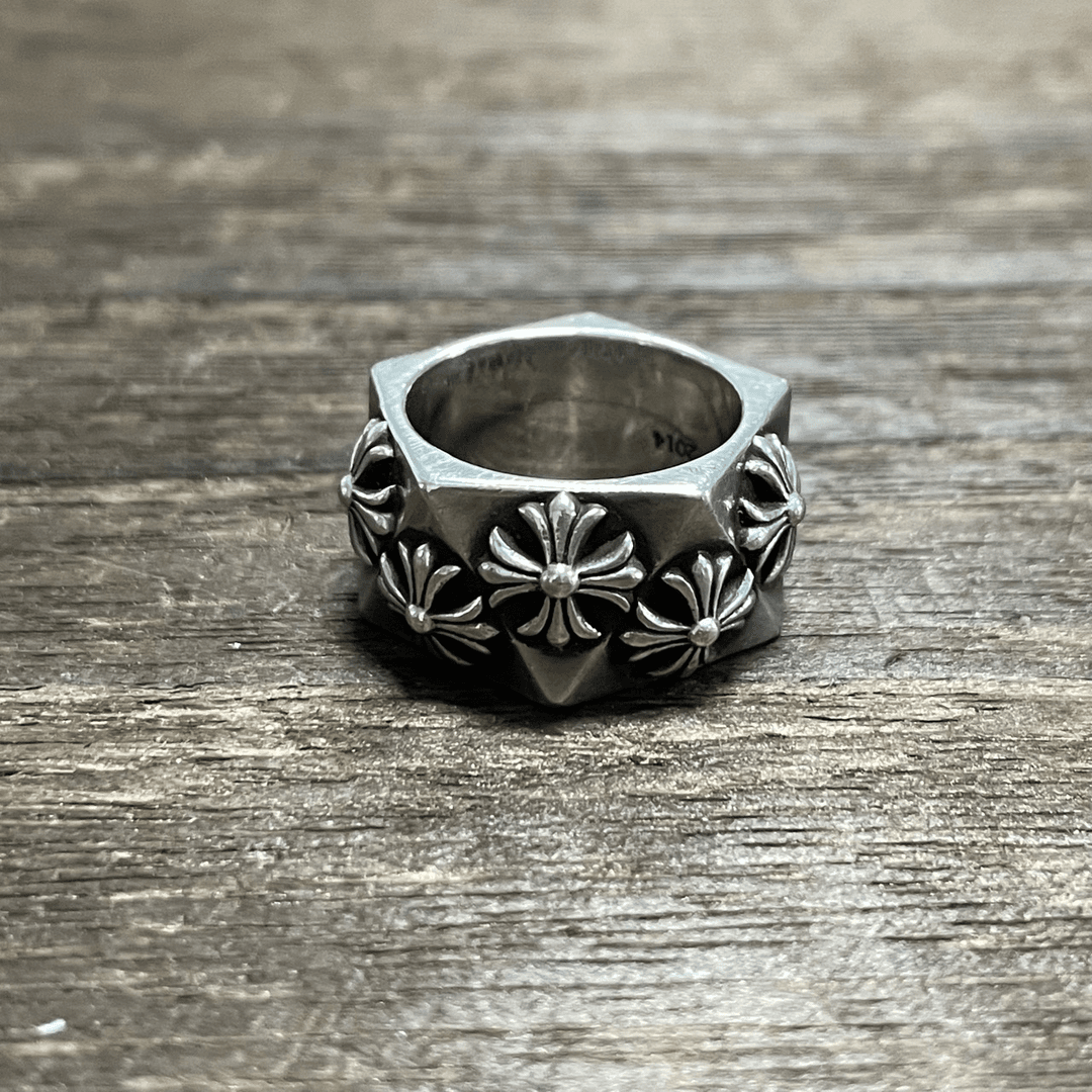 chrome hearts/克罗心 (jp)ChromeHearts切面十字花戒指5.5码/95新/无配件