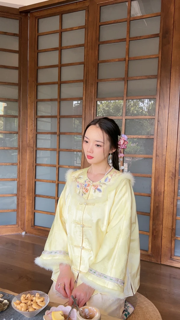 【囡囡】一枕槐安新中式国风刺绣加厚毛领外套重工刺绣