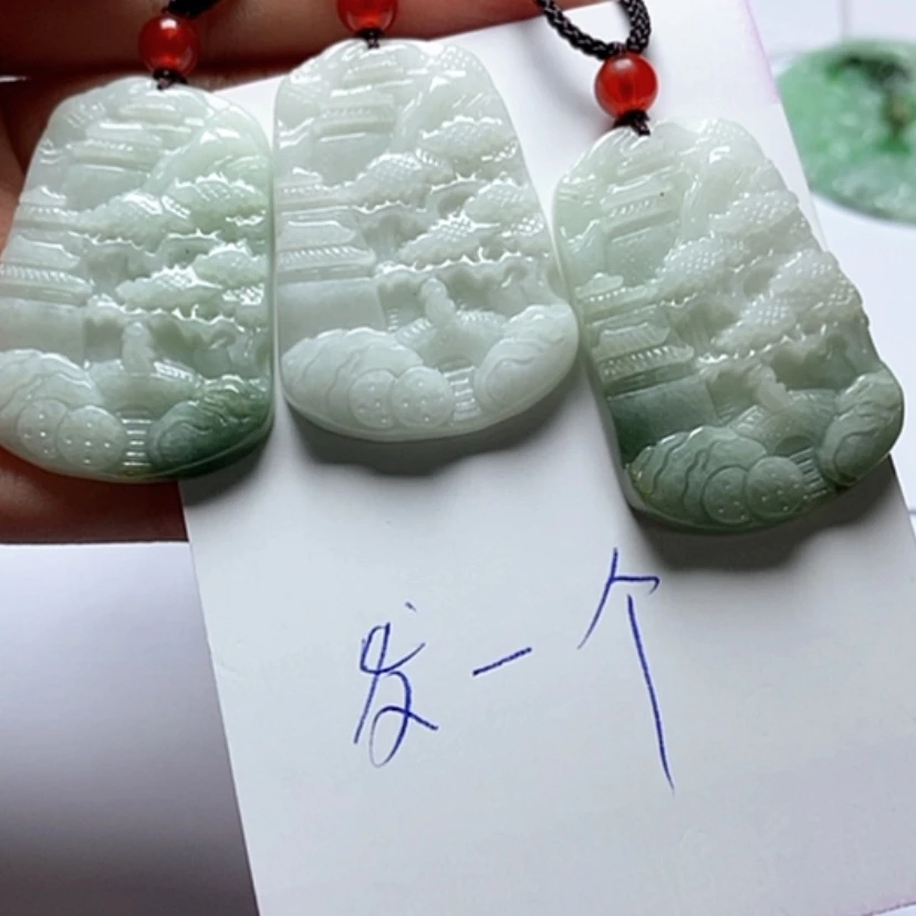 【闪购商品】翡翠颈饰未镶嵌