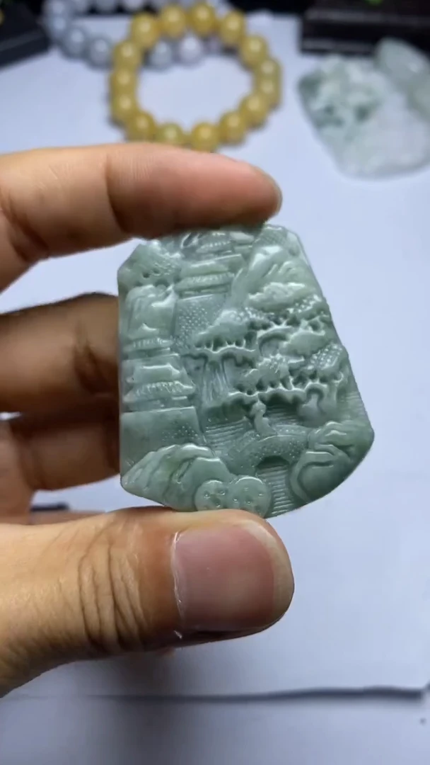 【闪购商品】翡翠颈饰未镶嵌翡翠