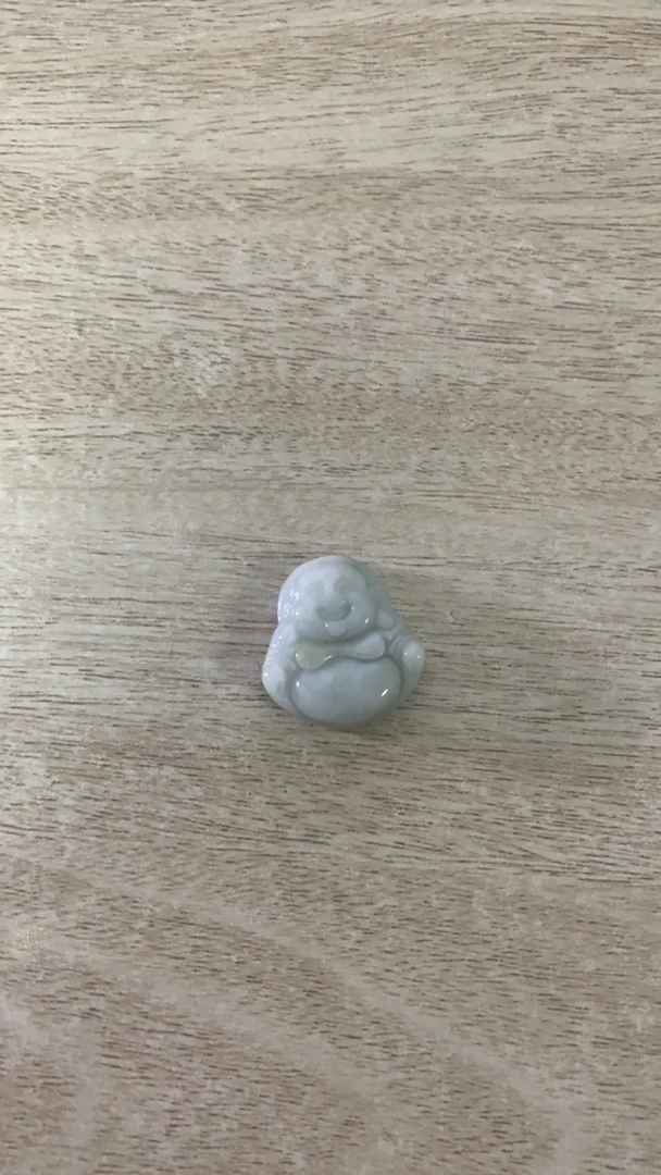 缅甸天然A货翡翠小佛公