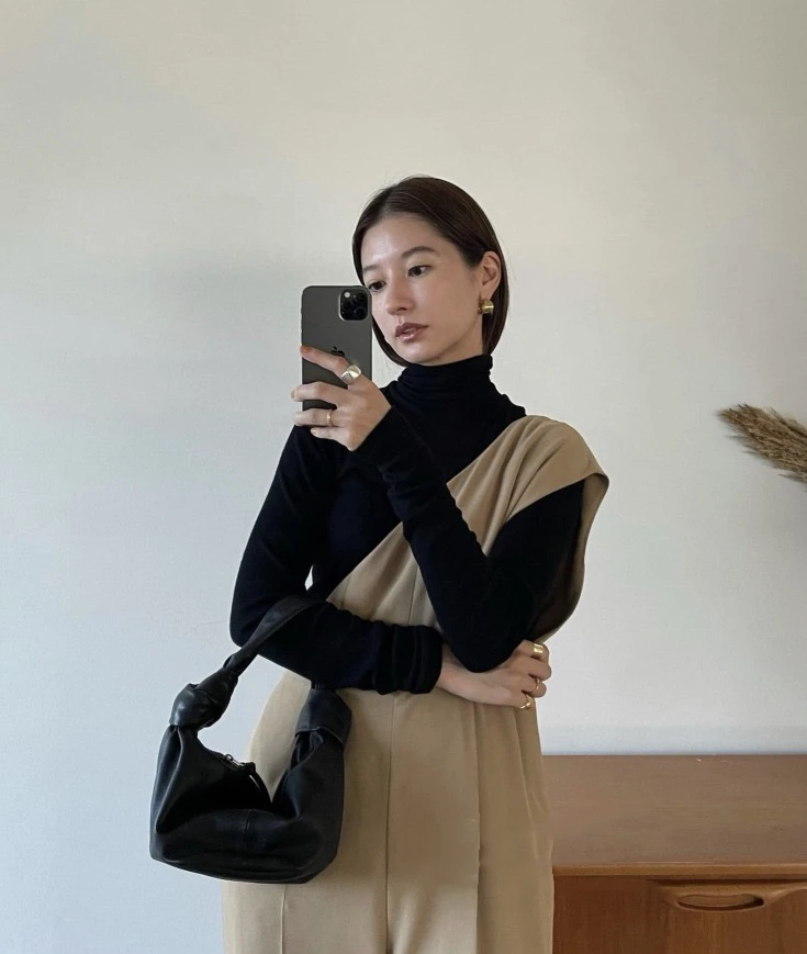 JC日韩服饰折扣款ins风时尚女士简约气质百搭单肩背带裤女装秋冬