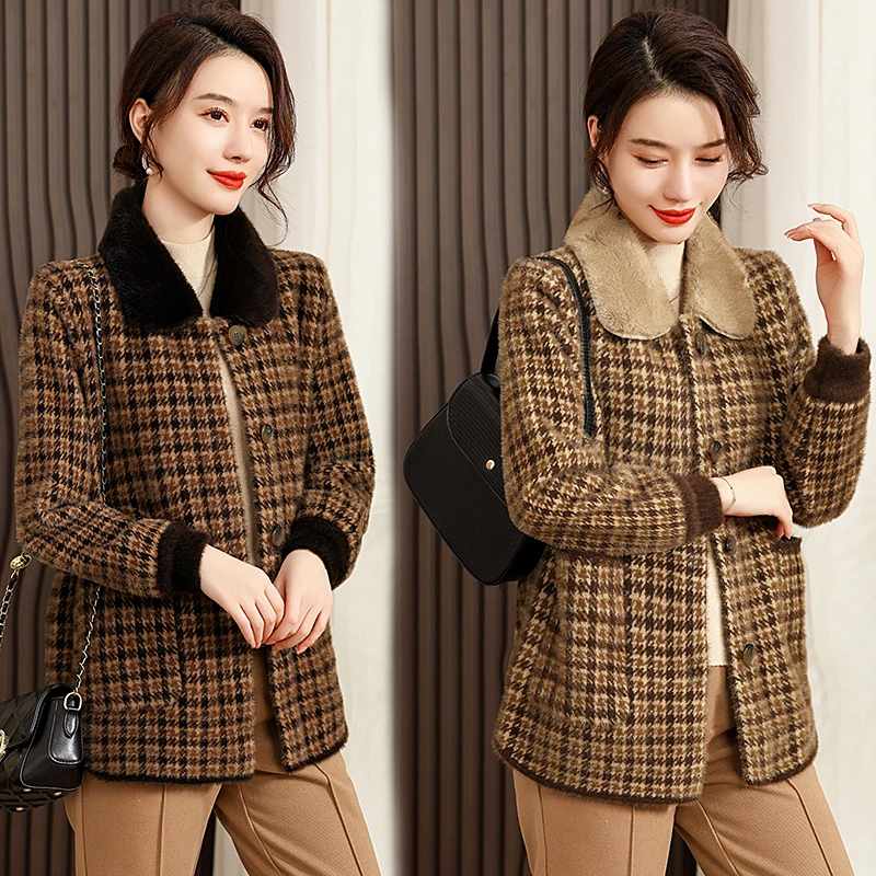 时尚妈妈装秋冬外套中老年加厚洋气大码毛呢大衣中年格子绒上衣服