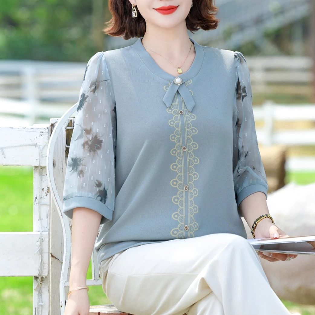 妈妈春装时尚薄款小衫春夏新款七分袖洋气T恤中老年妇女宽松上衣