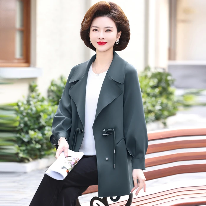 中年妈妈春装时尚中长款风衣2024新款中老年女春秋外套洋气上衣