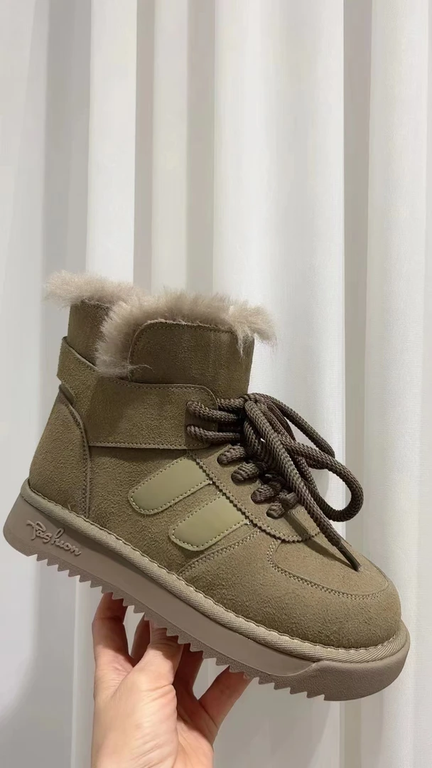 爆款女鞋时尚雪地靴