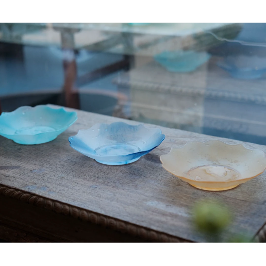 舆山堂琉璃-四棱葵口盘