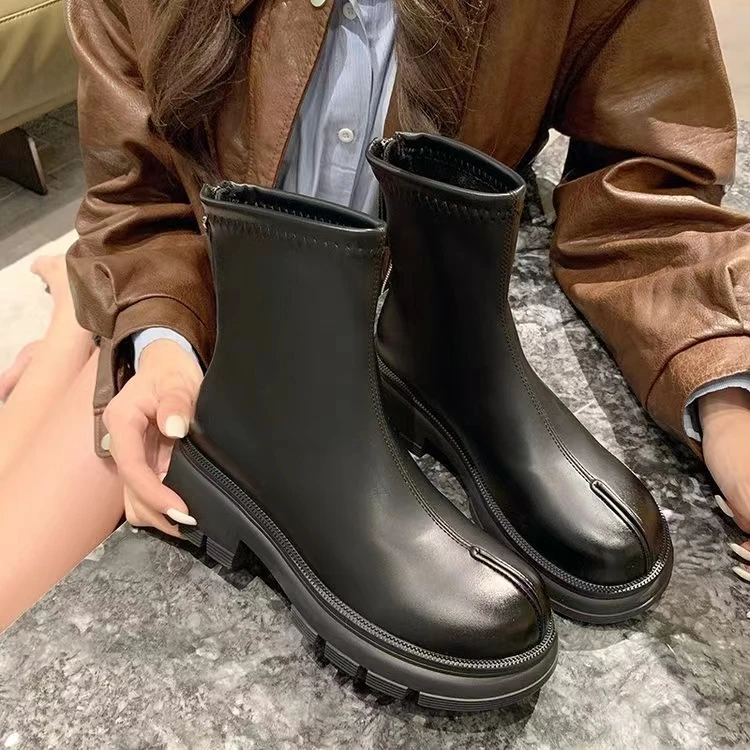 916新款后拉链圆头舒适软底马丁靴仓