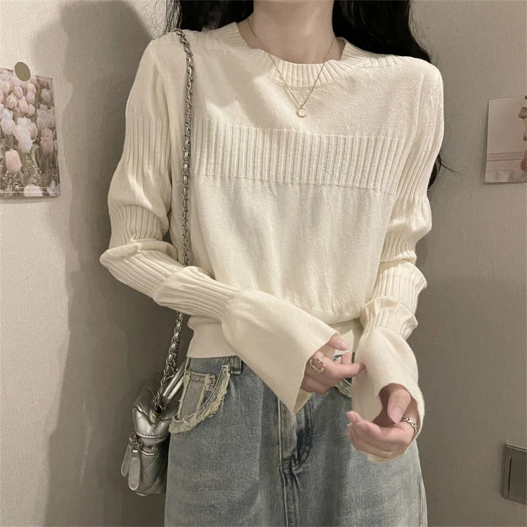 黑色喇叭袖针织毛衣打底衫女春秋小众设计感收腰显瘦小衫短款上LW