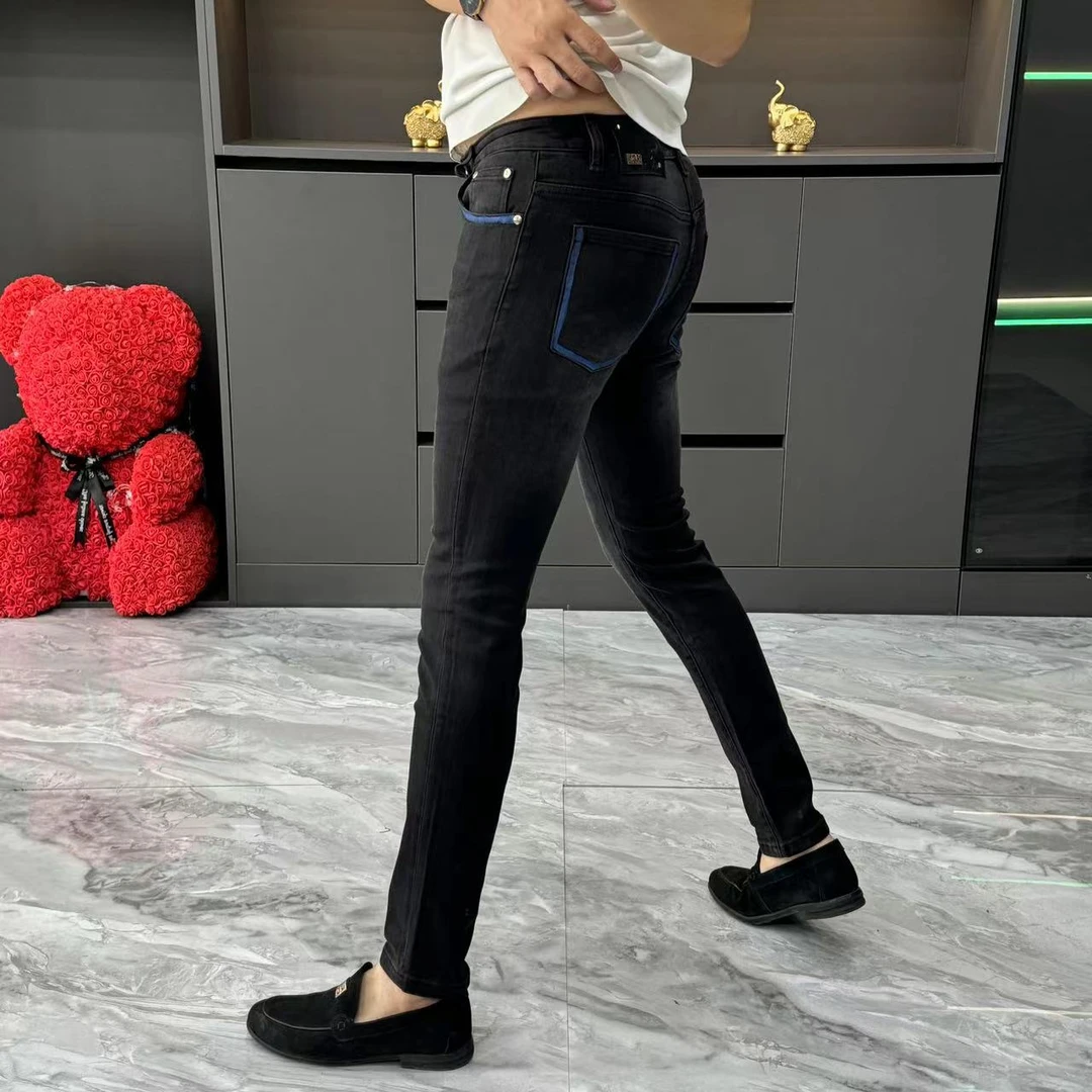 5822-秋冬时尚潮流修身小脚牛仔裤休闲百搭弹力男牛仔裤