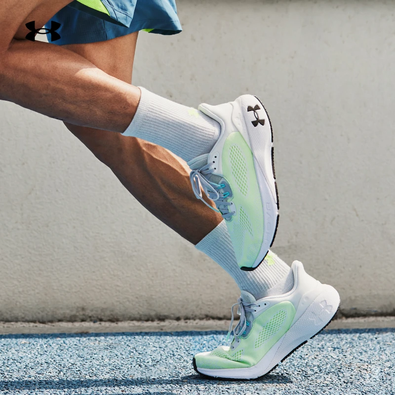 安德玛官网UAHOVR Machina 3 男子薄荷曼波运动缓震跑步鞋3026232