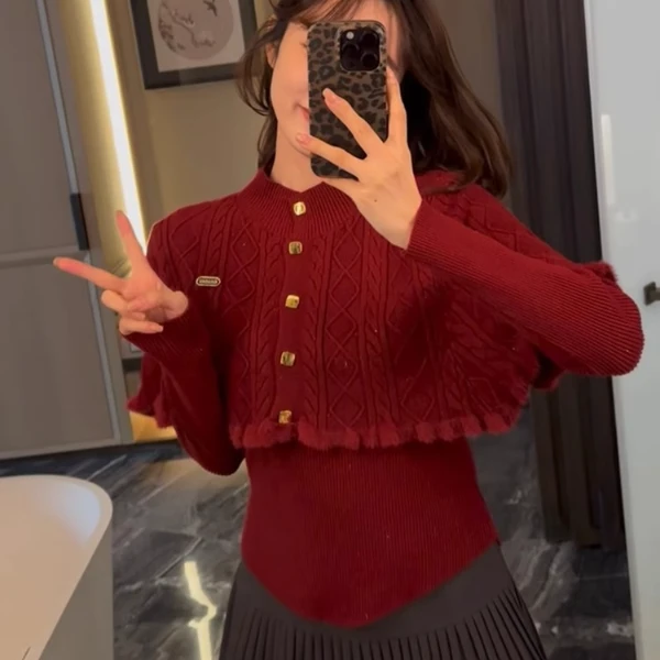 2025法式复古气质针织衫女春季新款斗篷披肩圆领毛衣打底衫E9-23