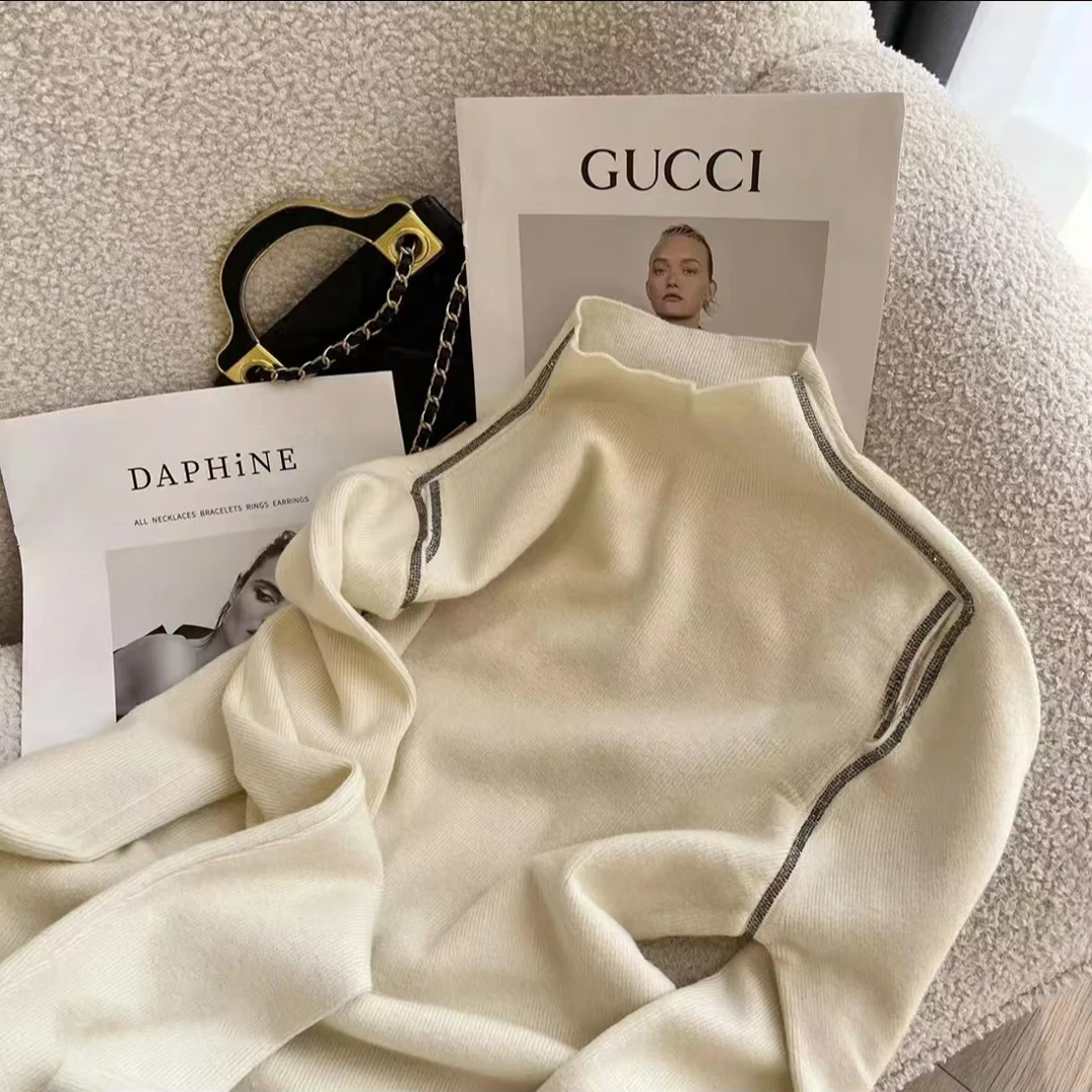 2025韩系新款百搭气质时尚重工烫钻双肩镂空半高领针织上衣H3-72