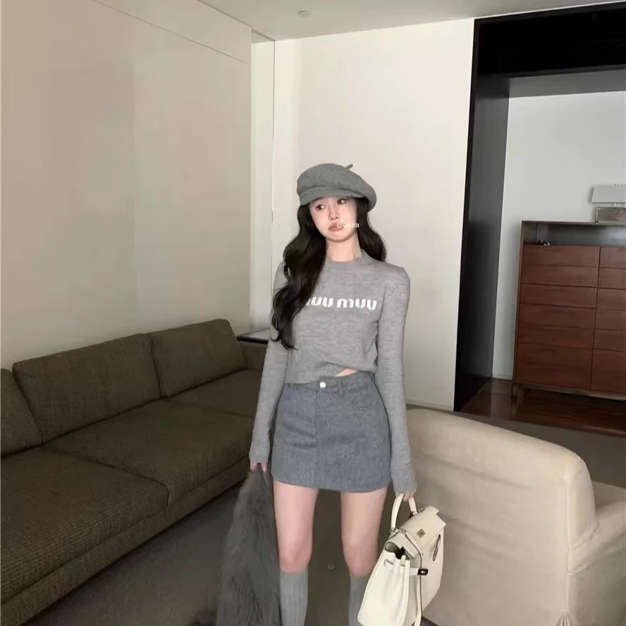 字母提花灰色毛衣2026时尚新款针织打底衫长袖圆领套头上衣H2-57