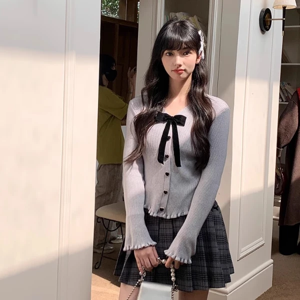 2024法式小香风纯欲气质蝴蝶结秋冬女士新款显瘦高级感上衣A1-97