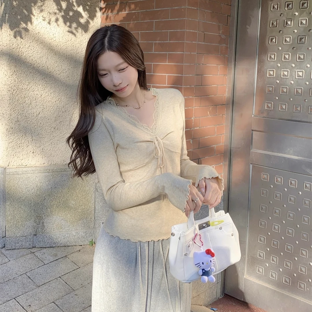 韩版v领拼接蕾丝针织衫春秋季木耳边显气质打底长袖毛衣上衣H2-43