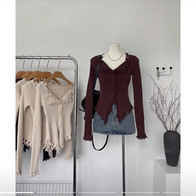 2026时尚修身显瘦辣妹针织长袖V领开衫小众不规则毛衣气质E2-10