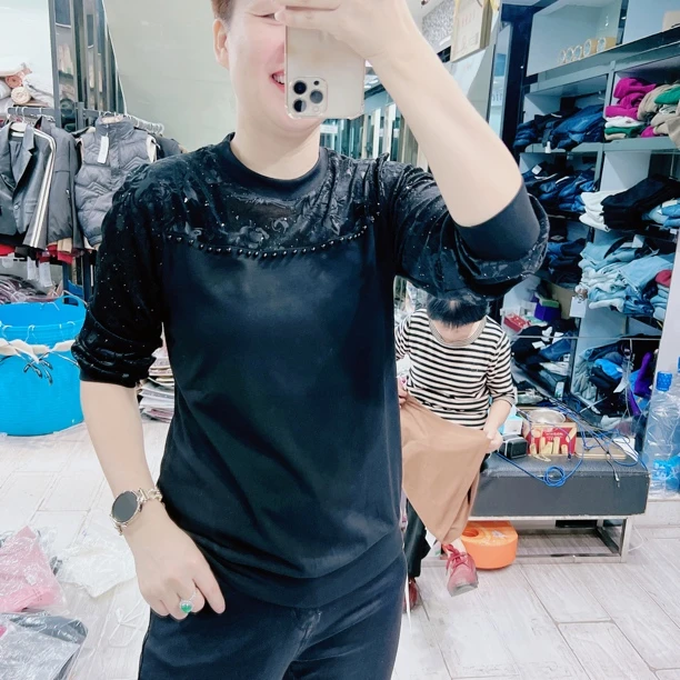 秋冬品牌抓绒亮片丝绒印花袖上衣9908品