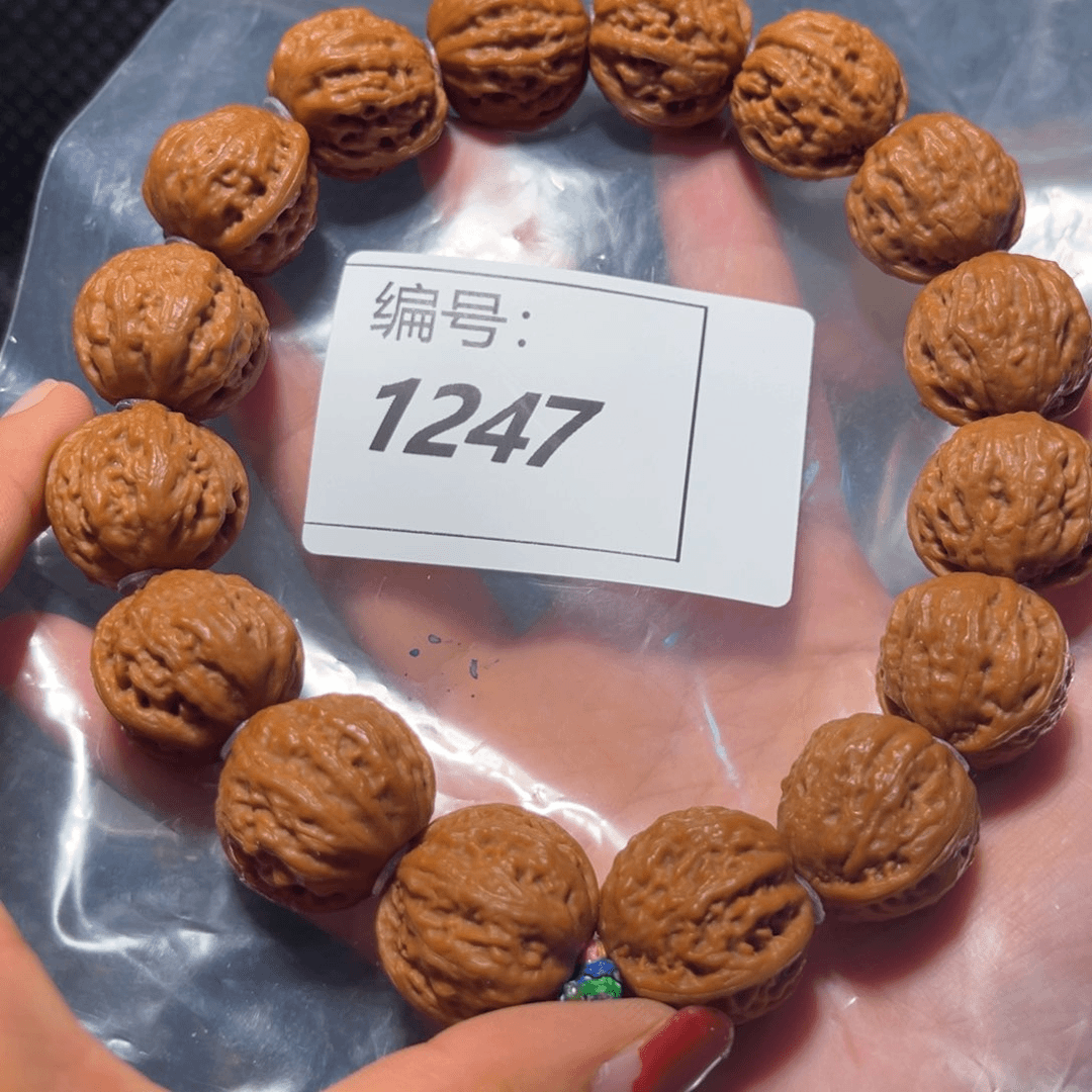 文玩核桃手串磨盘珊瑚纹22