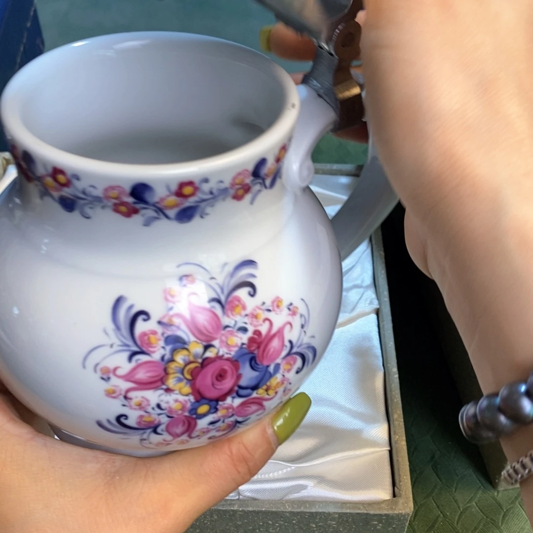 碟瓷器哈哈哈哈哈哈