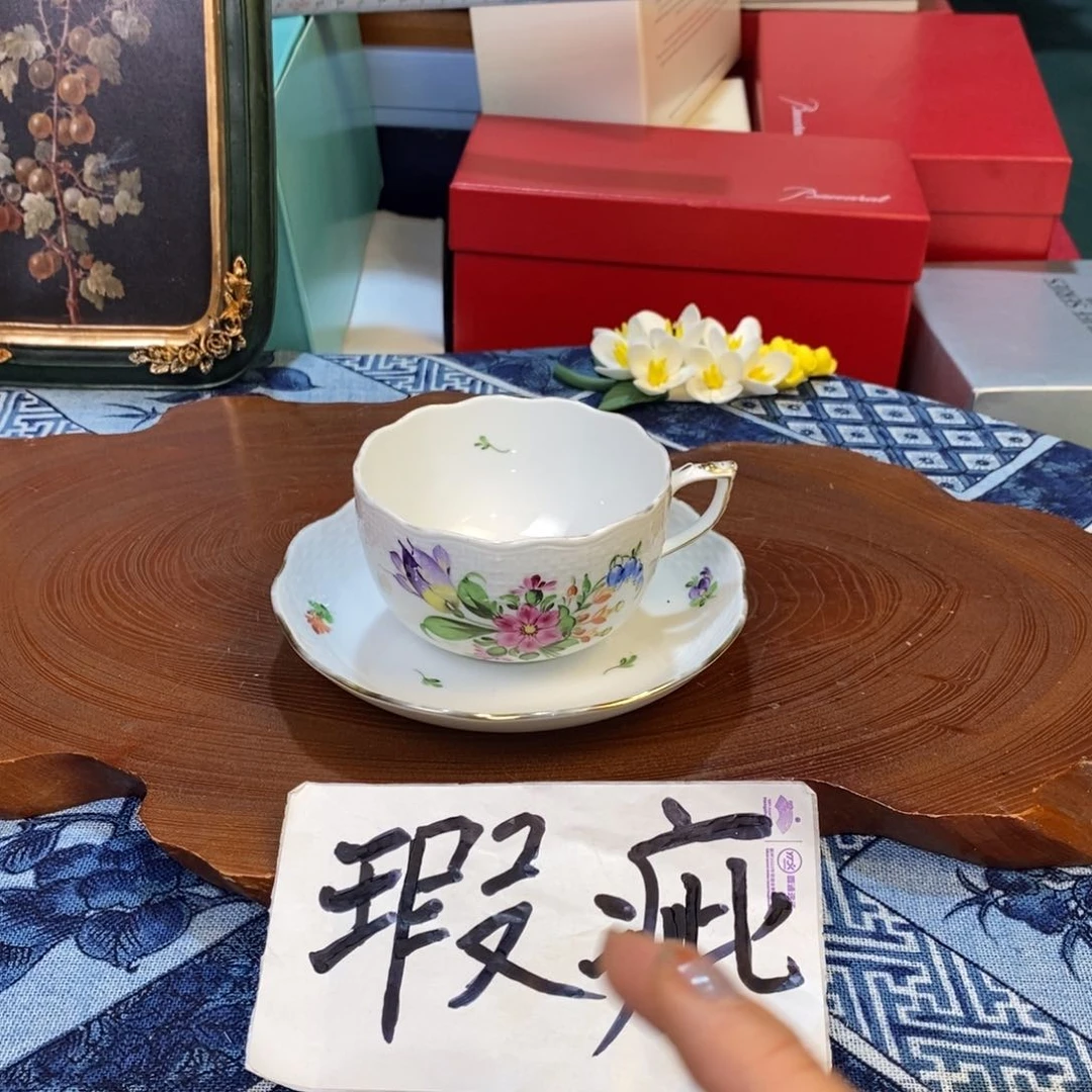 瓷器哈哈哈哈哈哈哈哈