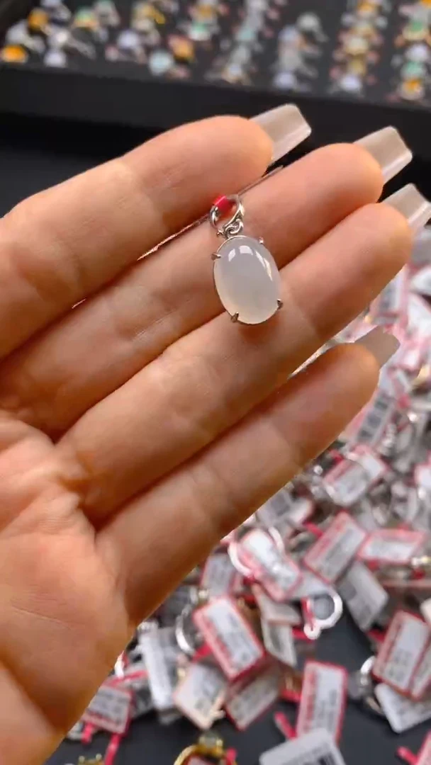 【闪购商品】翡翠吊坠(不含链)未镶嵌0514285204