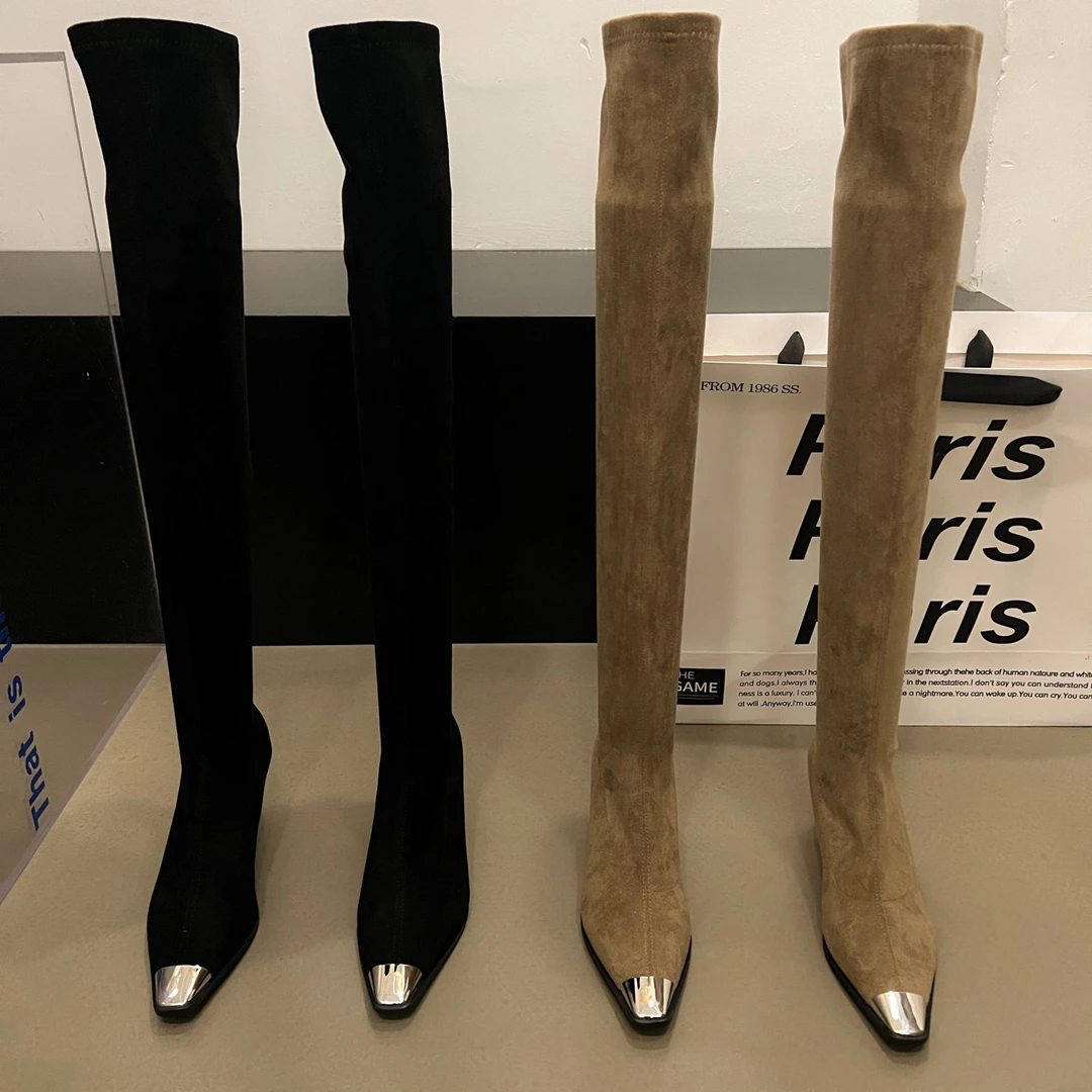 细跟过膝靴女靴子2024年秋冬季新款绒面金属方头百搭性感弹力长靴