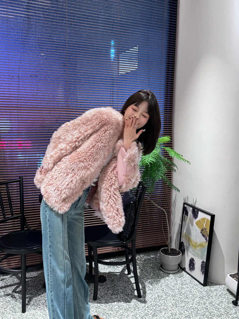 喜好MAX 【冬季新品】 樱花落落 托斯卡纳皮毛一体外套 XH2412