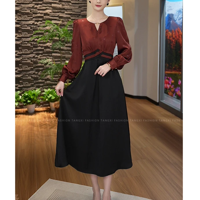 现货2025年早秋新款【DD-6239】高级气质小众时尚红拼黑显瘦连衣裙