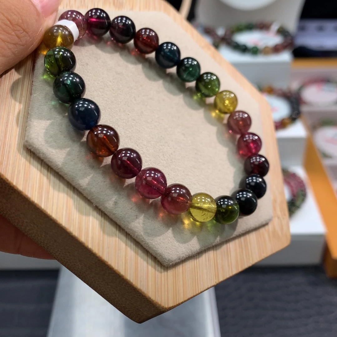 碧玺手链未镶嵌8.mm。