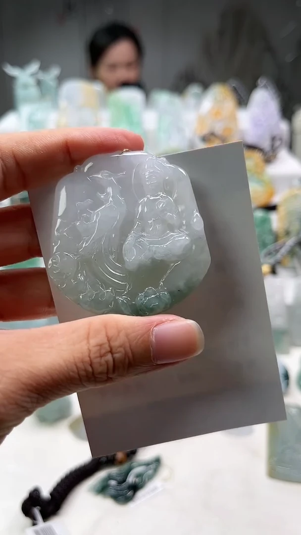 【闪购商品】翡翠颈饰未镶嵌1