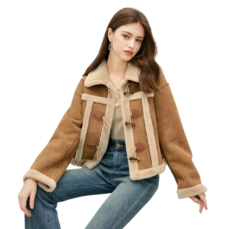 她池2024冬装新款女装机车风长袖上衣翻领拼接短款外套T44Z8243AB