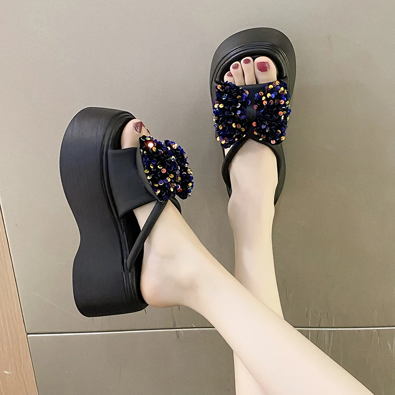 配裙子拖鞋女夏季外穿ins超火2025新款百搭高跟厚底沙滩女士凉拖