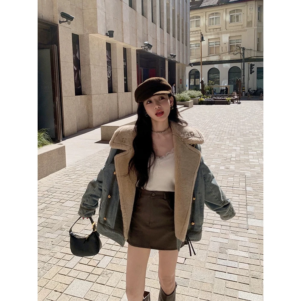 高奢摩登冬季保暖皮毛一体大毛领牛仔服休闲宽松派克服外套年轻款