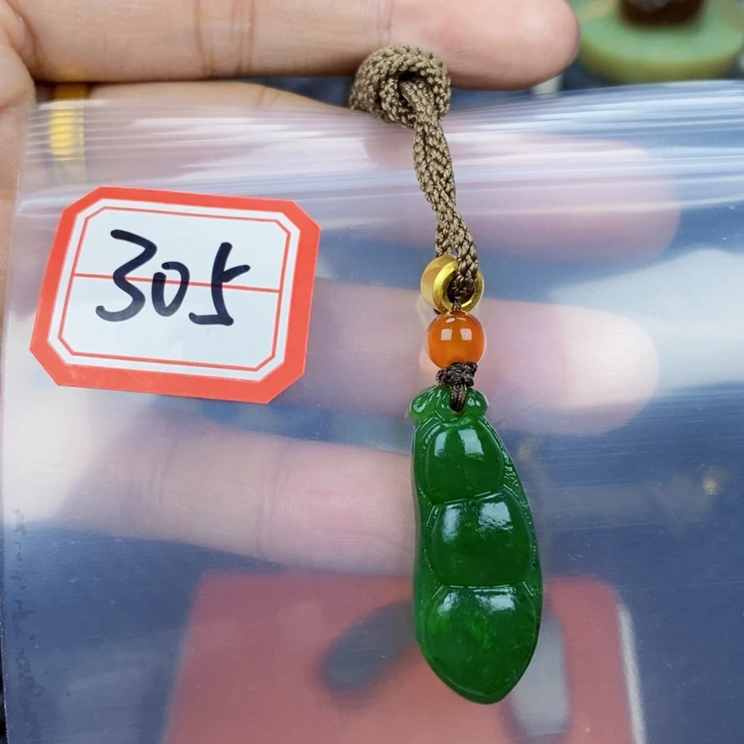 和田玉边角随机发货未镶嵌